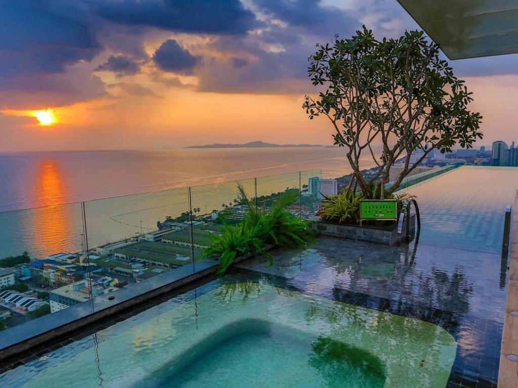 The Riviera Jomtien Studio Sea View High Floor Apartment Екстериор снимка